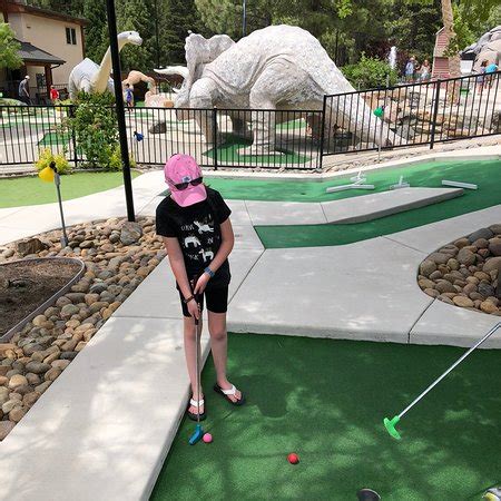 A Golfer's Paradise: Reviewing the Allure of Magic Carpet Golf